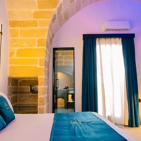 Regina Elena & Private * Санникола